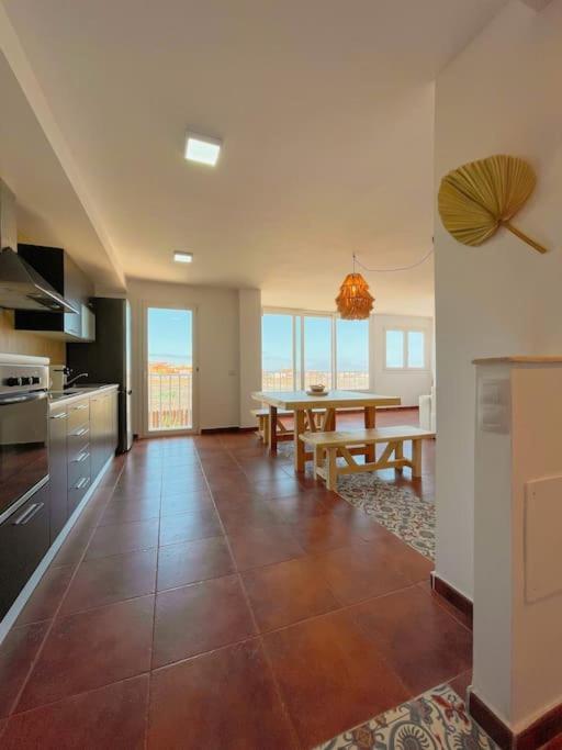 Apartamento Casa Bamboo Corralejo, Espacioso, Piscina Y Parking Eksteriør billede