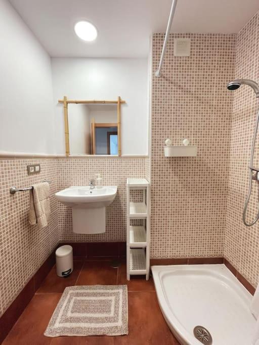 Apartamento Casa Bamboo Corralejo, Espacioso, Piscina Y Parking Eksteriør billede