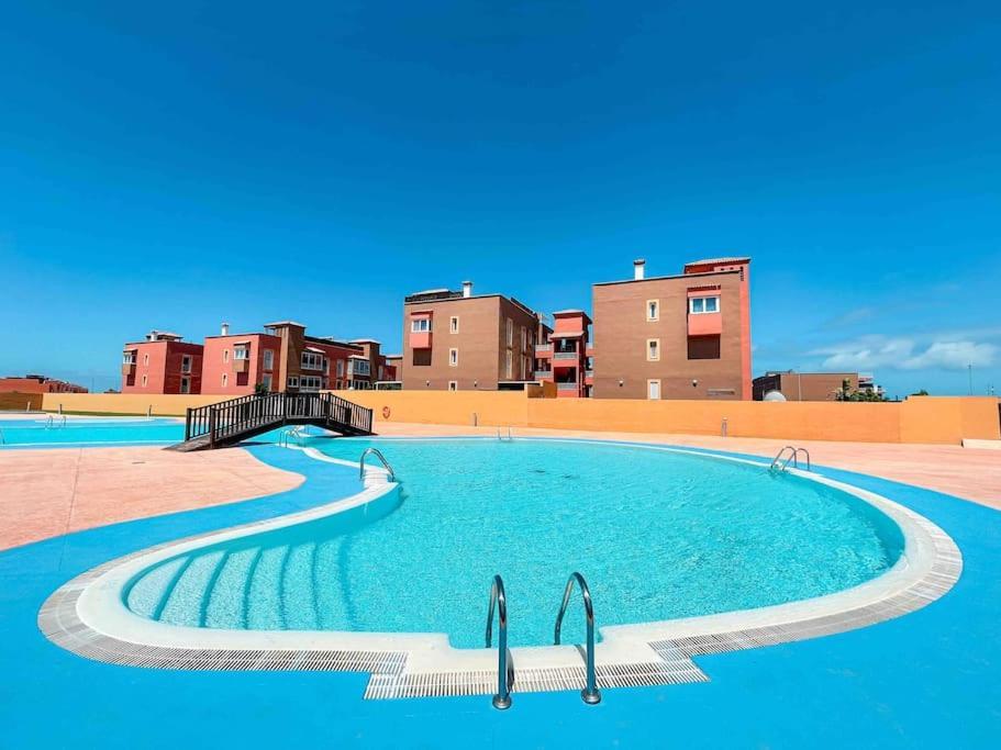 Apartamento Casa Bamboo Corralejo, Espacioso, Piscina Y Parking Eksteriør billede